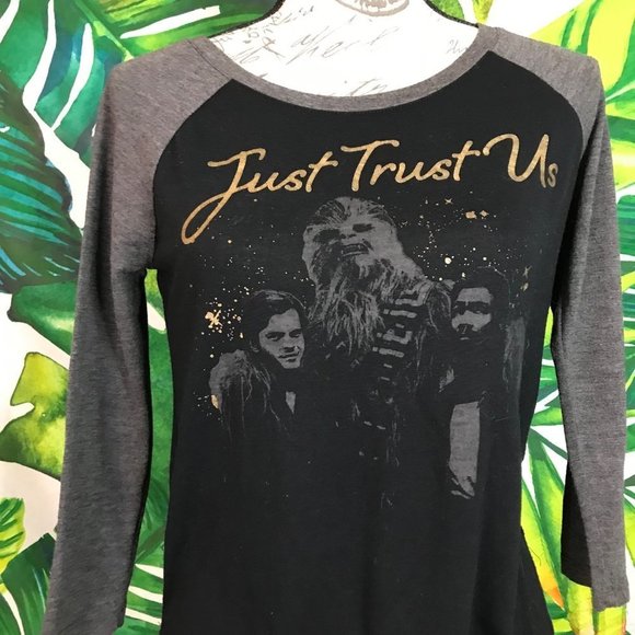 Euc $24 Star Wars Juniors Small Black Grey 3/4 Sleeve Chewie Graphic T Shirt - Picture 2 of 6